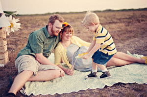 Maternity film shoot - picnic